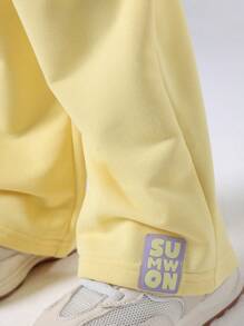 SUMWON Set de două piese de vară pentru fete tinere, bluză de trening galbenă cu pantaloni largi, cu imprimeu de logo-ul mărcii, ținută casual de zi cu zi, 4-7 ani - Galben - Vizualizare 6