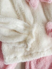 SHEIN مجموعة ملابس كاجوال فلوفي للفتاة الصغيرة، ملابس علوية مزين بفيونكة يدوية والبنطلون ذو أكمام واسعة، باللونين الوردي والأبيض، مناسبة للخريف والشتاء، قطعتان