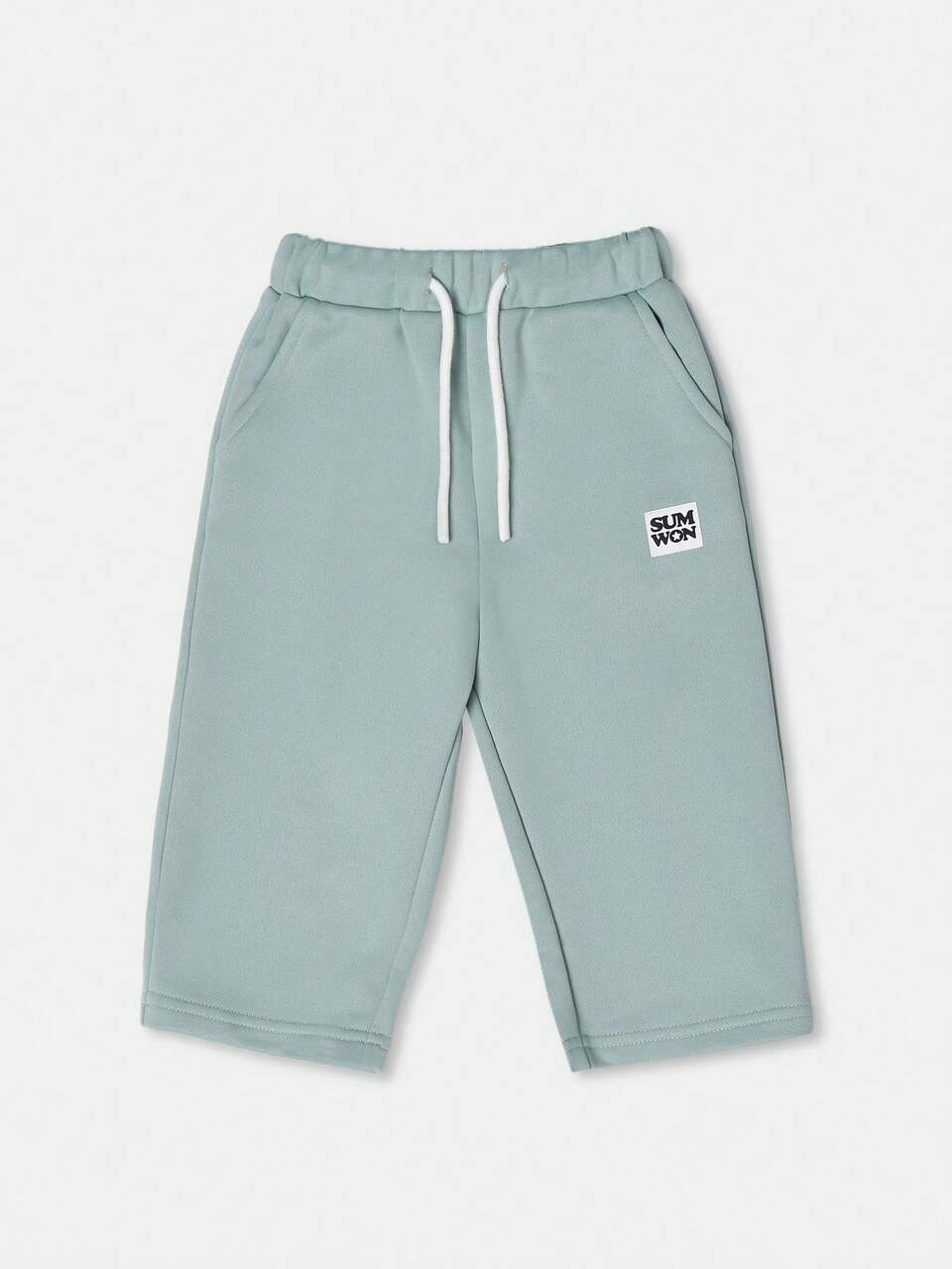 Conjunto coordenado de duas peças de camiseta e shorts Sage