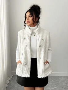 Elenzga 加大码优雅合身立领珍珠链纯色毛绒背心夹克 - 米色 - 查看 3
