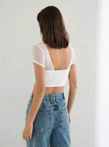 Maija Blusa corta de mujer de manga corta con cuello cuadrado y bajo asimétrico, color blanco - Blanco - Ver 2