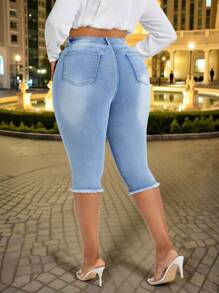 Slaydiva 加大码女式夏季牛仔刺绣紧身七分牛仔裤秋季复古优雅 - 淺色水洗藍 - 查看 2