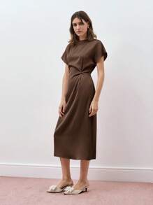 Maija Women's Solid Color Round Neck Short Sleeve Casual Waist Ruched Mid-Length Dress, For Holiday, Business, Casual Wear, Satin A-Line Elegant Dress - Brown - View 5