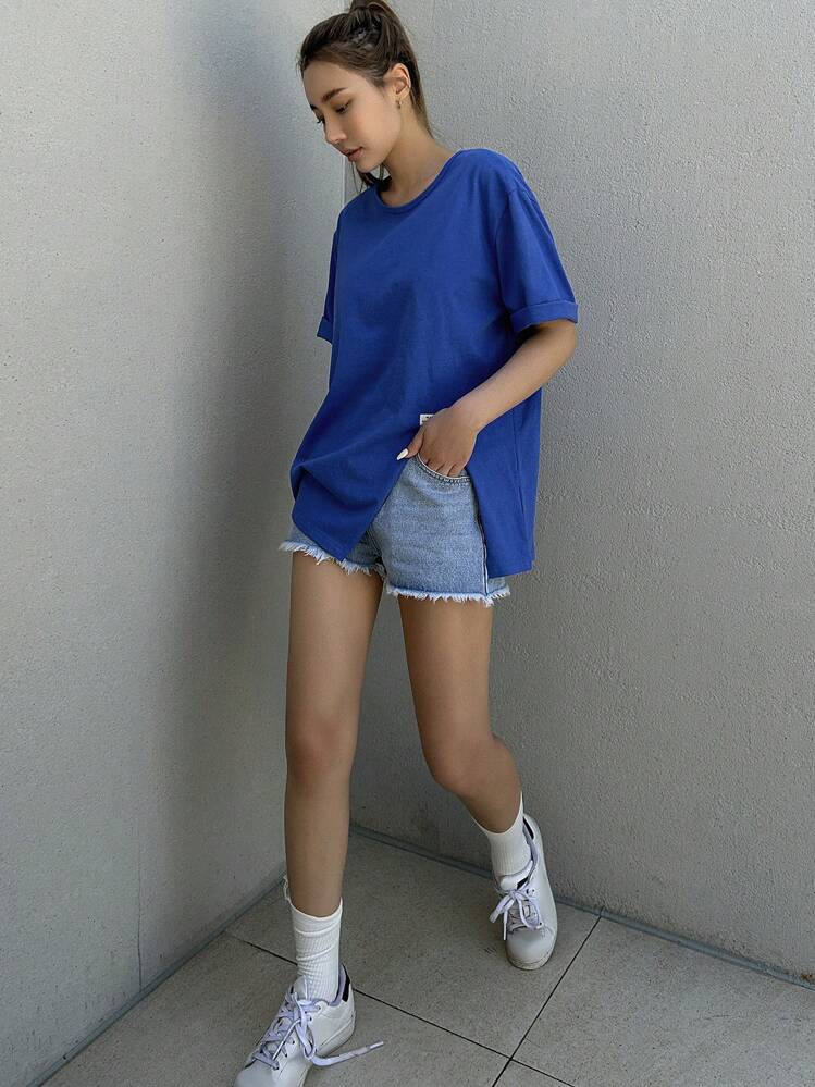 DAZY Camiseta oversize con parche de letra y dobladillo dividido - Azul - Ver 8