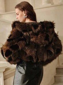 Anewsta Savoree 女士时尚优雅人造毛皮短款连帽夹克 - 棕色 - 查看 2