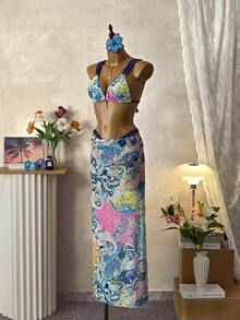 Bellisia Conjunto de bikini estilo bohemio chic para mujer con parte superior de copa triangular, traje de baño estampado en azul, falda pareo, conjunto casual elegante para vacaciones de primavera/verano, fiesta en la playa, vacaciones, estilo influencer