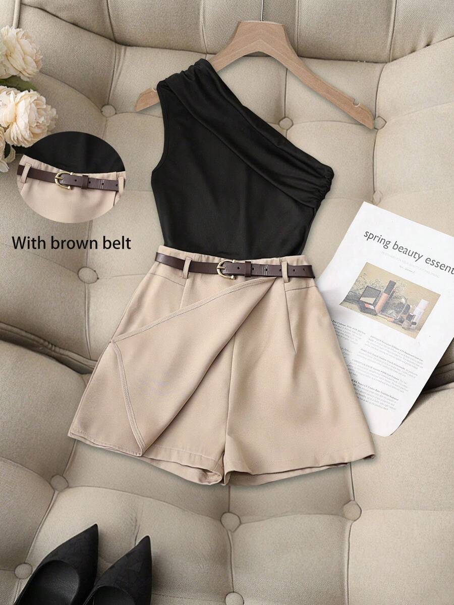 SHEIN PETITE 休闲时尚百搭高弹力纯黑色褶肩上衣搭配卡其色仿口袋短裙（配腰带），女式两件套 - 卡其色 - 查看 1