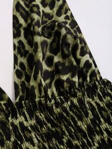 Sweetra 女式性感深褶皱荷叶边下摆露背豹纹连衣裙 - 墨綠色 - 查看 5