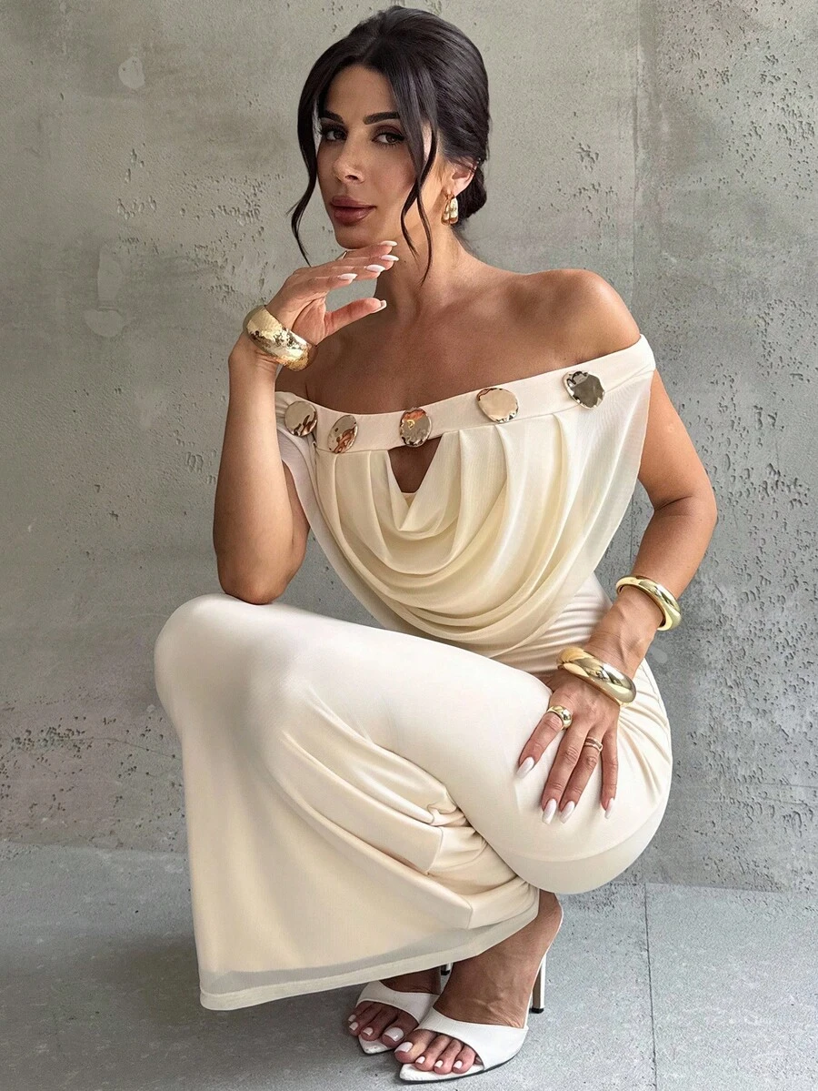 Firerie 女士优雅浪漫精致正式舞会派对度假约会场合露肩低胸镂空金属装饰网眼紧身杏色长裙