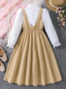 SHEIN Sparklyn Vestito da pinafore per ragazza pre-adolescente con camicia bianca a maniche lunghe, outfit casual - Cachi - Visualizzare 2
