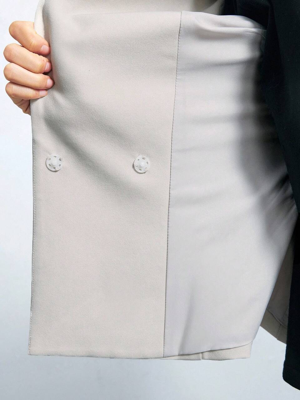 SHEIN Maija 2025 Metal Buckle Design Lapel Fitted Wide Shoulder Women Vest Sleeveless Blazer Women Vest Women Sleeveless S For Women In Fall/Winter