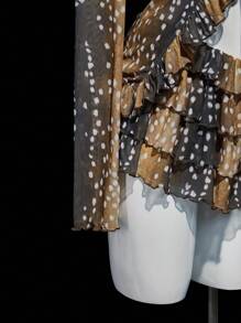 SHEIN ICON 2件套女式鹿印花开衫上衣和分层蛋糕短裤套装 - 棕色 - 查看 6