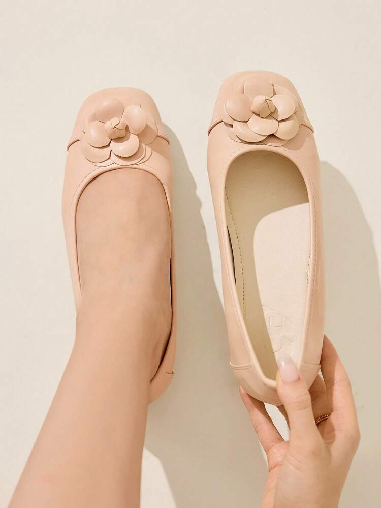 CUCCOO CHICEST Women's Autumn/Winter New Arrivals 3D Flower Decor Square Toe Flats, Elegant, Sweet, Commuting, Romantic, Comfortable, Classic Apricot Faux Leather Ballet Flats, Women's Casual Slip-On Shoes For Afternoon Tea, Dates, Fashion Parties, Workwear, Graceful Outfits, College Style, Back To School, Vacation, Versatile Basic