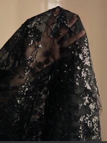MOTF PREMIUM Vestido ajustado sin cinturón con cuello alto, contraste de lentejuelas, malla transparente y volante en el bajo - Negro - Ver 9