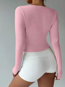 FavEase 粉色瑜伽健身运动夹克，超弹柔软裹身 V 领长袖短款 T 恤，时尚简约休闲优雅百搭衣橱必备设计，适合女性，春秋季 - 粉色 - 查看 2