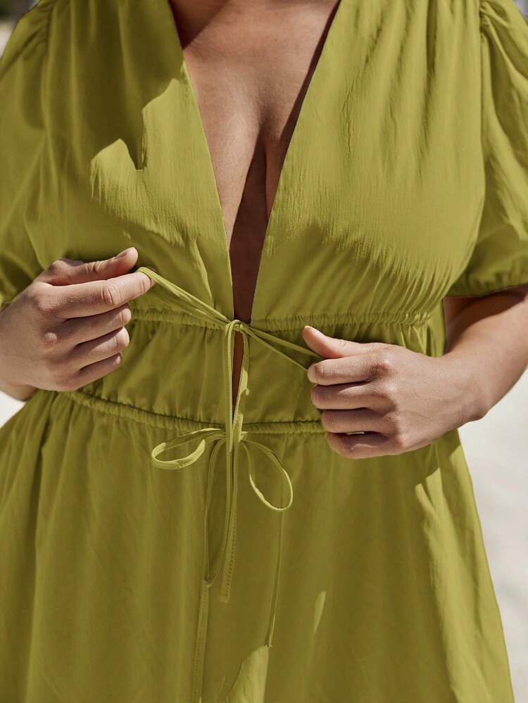 SHEIN Maija Plus Size Women's Solid Color Casual Elegant Deep V Neck Princess Sleeves Puff Sleeves Short Sleeves Waist Pleats Long Dress,Summer Beach , Elegant,Business Casual Green Maxi Dress Plus Size Maxi Dress Plus Size Green Maxi Dress Linen Maxi Dress Plus Size Summer Dress Halloween Christmas National Day Clothes New Year Clothes Christmas Halloween Mexican African Black Tops