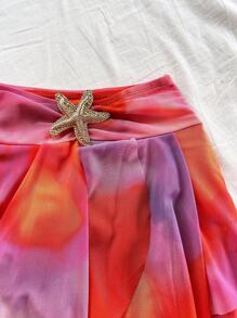 Soleia Bộ 2 món áo crop top không tay họa tiết hoa đi biển và chân váy mini cho nữ, trang phục đi nghỉ thời trang - Nhiều màu - Xem 4