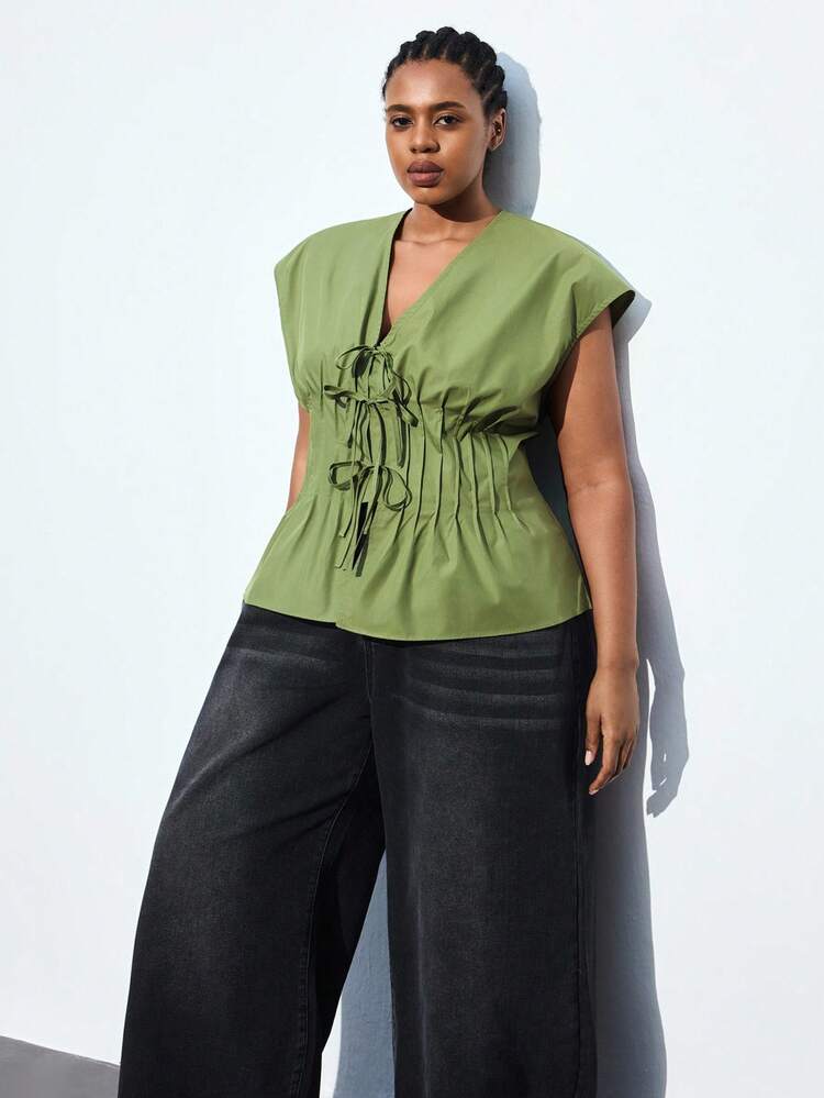 SHEIN Maija Plus Size Green Women's 2026 Summer New Arrival Sleeveless Blouse, For Vintage Women Old Money Teacher For Women Romantic, Fashion, Versatile Summer Women Party Top Beach Holiday Vacation Going Out Graduation Elegant Women's Blouses Casual Blouses Formal Attire Work Office For Women