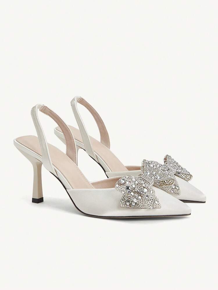 CUCCOO CHICEST Tacones altos de satén blanco con puntera puntiaguda, brillantes y lazo, elegantes, dulces, lujosos y románticos zapatos de vestir para boda, fiesta, cita, vacaciones