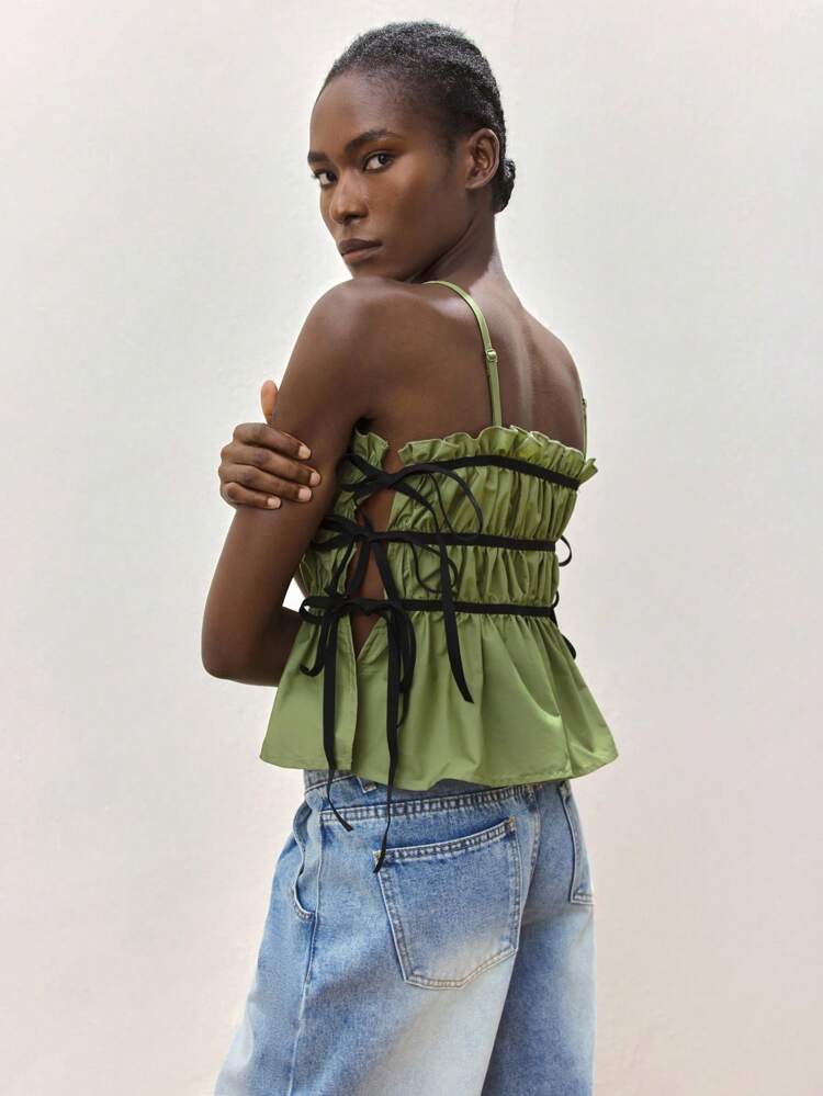 SHEIN Maija Top de tirantes con volantes y lazo lateral, ideal para vacaciones