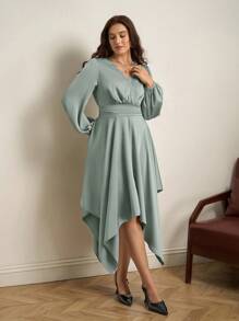 SHEIN Clasi Plus Size Women Elegant Asymmetrical Hem V-Neck Dress - Green - View 3