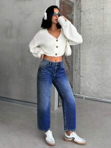 RueChic Slant Pocket Low Waist Snow Wash Straight Jeans - Medium Wash - View 6