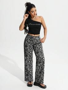 SHEIN PETITE Quần jean ống đứng dáng rộng, túi họa tiết da báo dành cho nữ - Đen và trắng - Xem 5