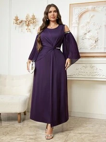 Reflora Đầm nữ dáng cong thanh lịch màu tím đậm size lớn, đầm dự tiệc cưới trang trọng mùa thu cổ tròn đính hạt trễ vai tay dài xếp ly eo xoắn - Màu tím - Xem 7