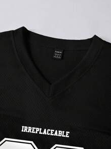 INAWLY Camiseta holgada de mujer con cuello en V, eslogan "Irreemplazable" y estampado numérico 23 - Negro - Ver 4