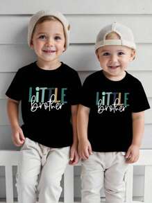 SHEIN Young Boy Casual Fashion Creative Ombre Green Letter Slogan Graphic Print Basic Short Sleeve Tee Sibling Matching Outfits Boy And Girl Big Brother Shirt Boys Little Brother Shirt Big Brother Outfits Big Kids Shirts Big Brother Little Brother Shirts Matching Brother Outfits - Black - View 1