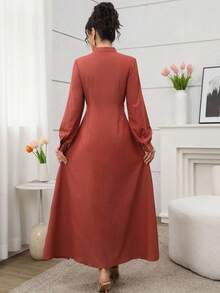 Al Najma 简约素色长袖阿拉伯风格连衣裙，日常穿着