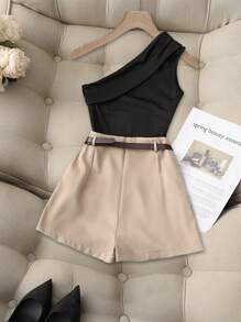 SHEIN PETITE 休闲时尚百搭高弹力纯黑色褶肩上衣搭配卡其色仿口袋短裙（配腰带），女式两件套 - 卡其色 - 查看 2