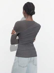 Maija 女士优雅灰色网眼拼接褶皱长袖T恤，百搭实用，适合日常穿着、商务休闲、办公、教师等场合。 - 灰色 - 查看 3