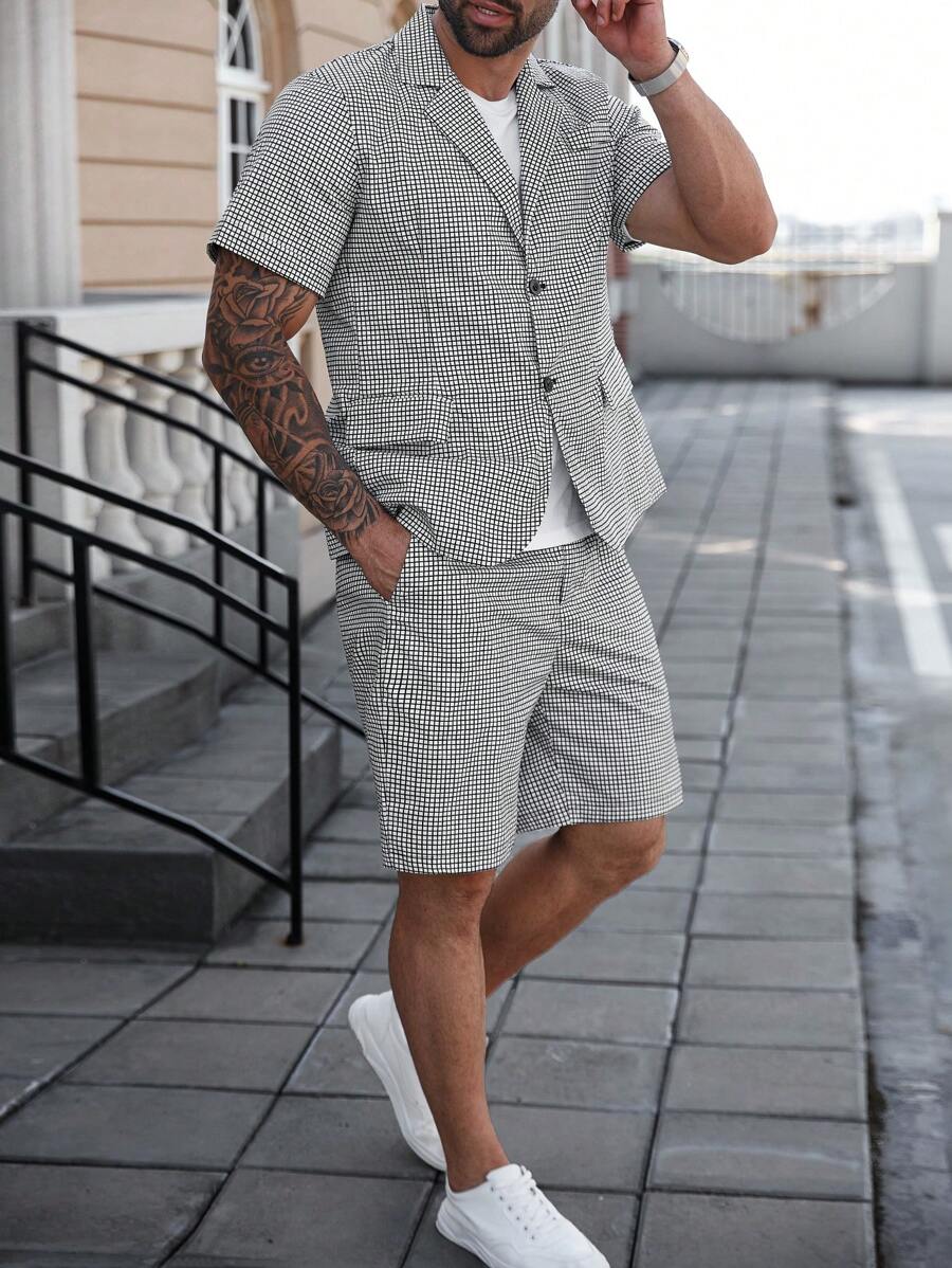 Manfinity Homme Bộ vest nam tay ngắn kẻ caro và quần short cỡ lớn - Đen và trắng - Xem 1