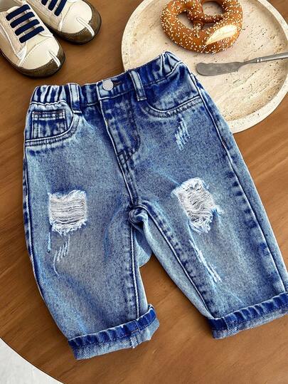 SHEIN LMoss Kids Baby Boy Fall/Winter Fashionable Stonewashed Casual Soft Cute Blue Denim Loose Fit Ripped Frayed Tapered Pants,For Baby Fall/Winter Dailywear Costume,Back To School,Streetwear, Christmas Costumes, Denim Jeans