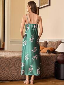 EverLounge Elegante y seductor camisón de mujer de seda sintética con cuello drapeado y tirantes finos - Multicolor - Ver 2