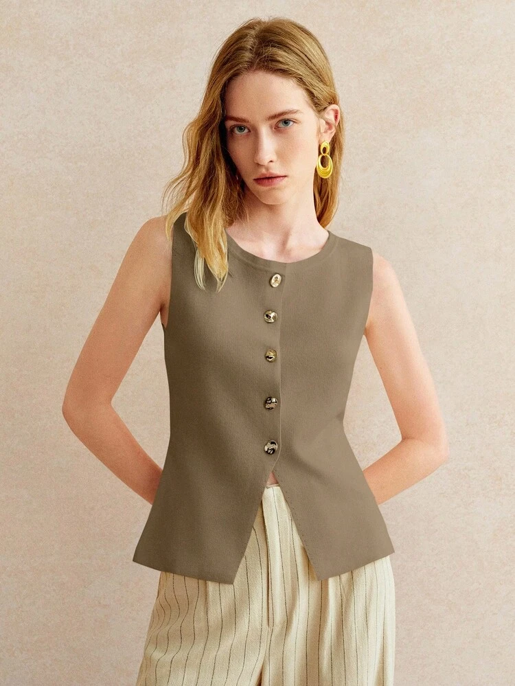Women's Solid Color Sleeveless Knit Blouse With Front Buttons - Khaki - View 3