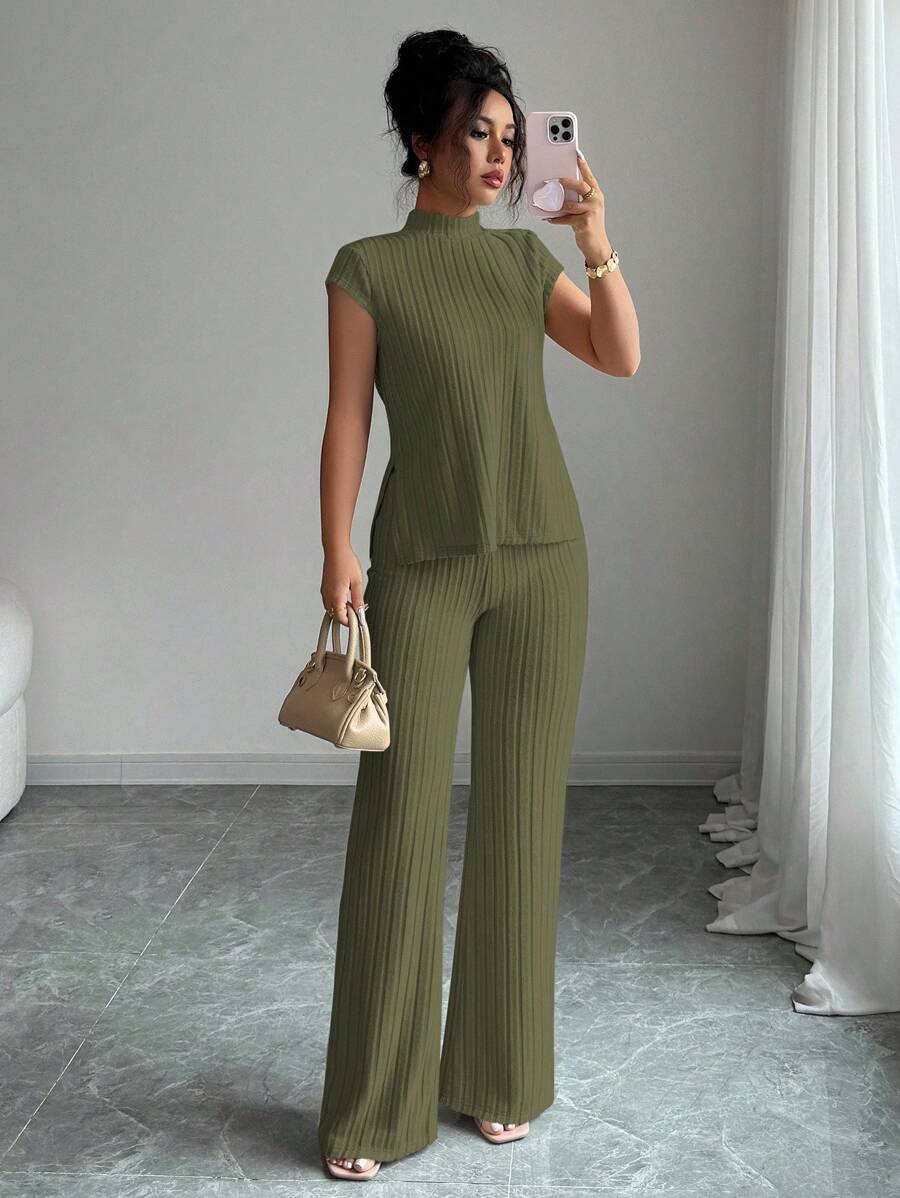 Elenzga Set de top y pantalones de unicolor acanalado con abertura lateral casual, 2 piezas - Verde militar - Ver 1