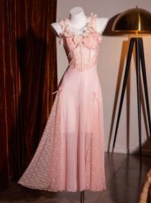 Slumberist 鱼骨线腰部设计蕾丝 3D 花卉女士性感网眼吊带背心长睡袍