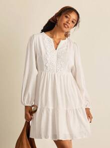 SHEIN VCAY Plus Size Solid Color Minimalist Long Sleeve Casual Dress Long Sleeve Fall Dress  White Lace Dress Country Going Out Airport Outfit Resort Wear Women - White - View 3