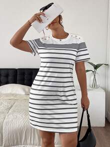 SHEIN Frenchy 大码夏季休闲拼色条纹连衣裙 - 深灰色 - 查看 2