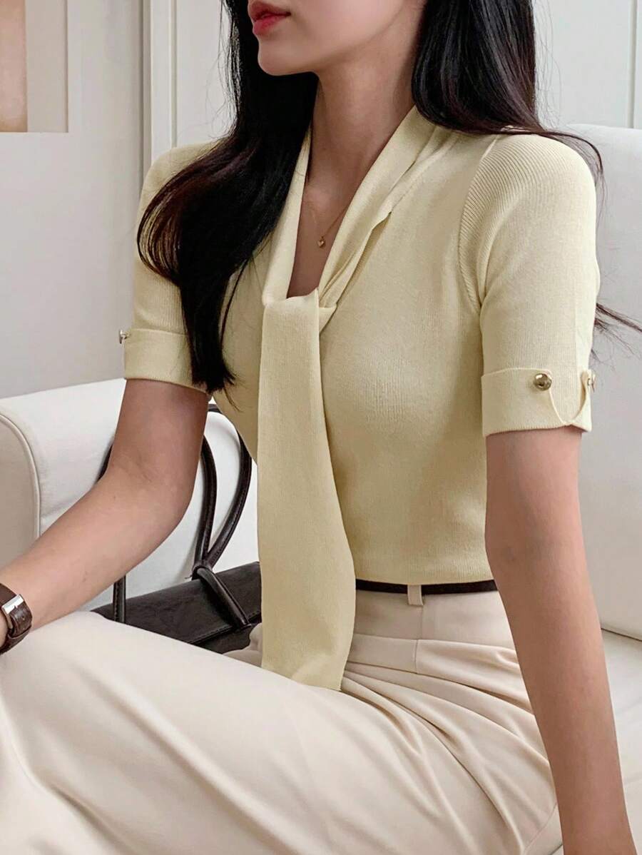 DAZY 女式修身优雅系带短袖针织上衣 - 杏色 - 查看 1