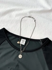 Teen Girl Black Contrast Star Print Long Sleeve Round Neck T-Shirt, Back To School Tee, Streetwear Casual Tee, Fitted Ruched Hem Cropped T-Shirt - Dark Grey - View 3