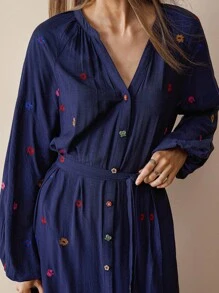 Florisole 女式秋季花卉刺绣装饰纽扣休闲连衣裙，秋季服装 - 藍色 - 查看 6