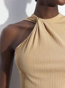 Maija Modern Urban Asymmetric Collar Twisted Knot Textured Striped Sleeveless Cropped Tank Top, Suitable For Music Festivals, Easter Parties,Vacation Outfits - Khaki - View 3