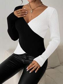 SHEIN Clasi Áo len chui đầu thanh lịch, vừa vặn, thời trang mùa đông dành cho nữ với tông màu đen trắng tương phản cổ điển, gợi cảm, thanh lịch, phù hợp cho công việc và tụ tập, áo len mùa thu, trang phục nữ thanh lịch, trang phục công sở, trang phục mùa đông - Đen và trắng - Xem 5