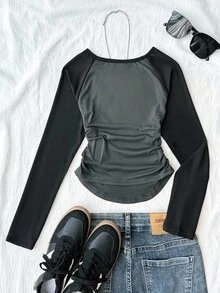 Teen Girl Black Contrast Star Print Long Sleeve Round Neck T-Shirt, Back To School Tee, Streetwear Casual Tee, Fitted Ruched Hem Cropped T-Shirt - Dark Grey - View 2