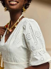 Bóhologie Vestido maxi blanco elegante con mangas globo cortas, bordado de ojal