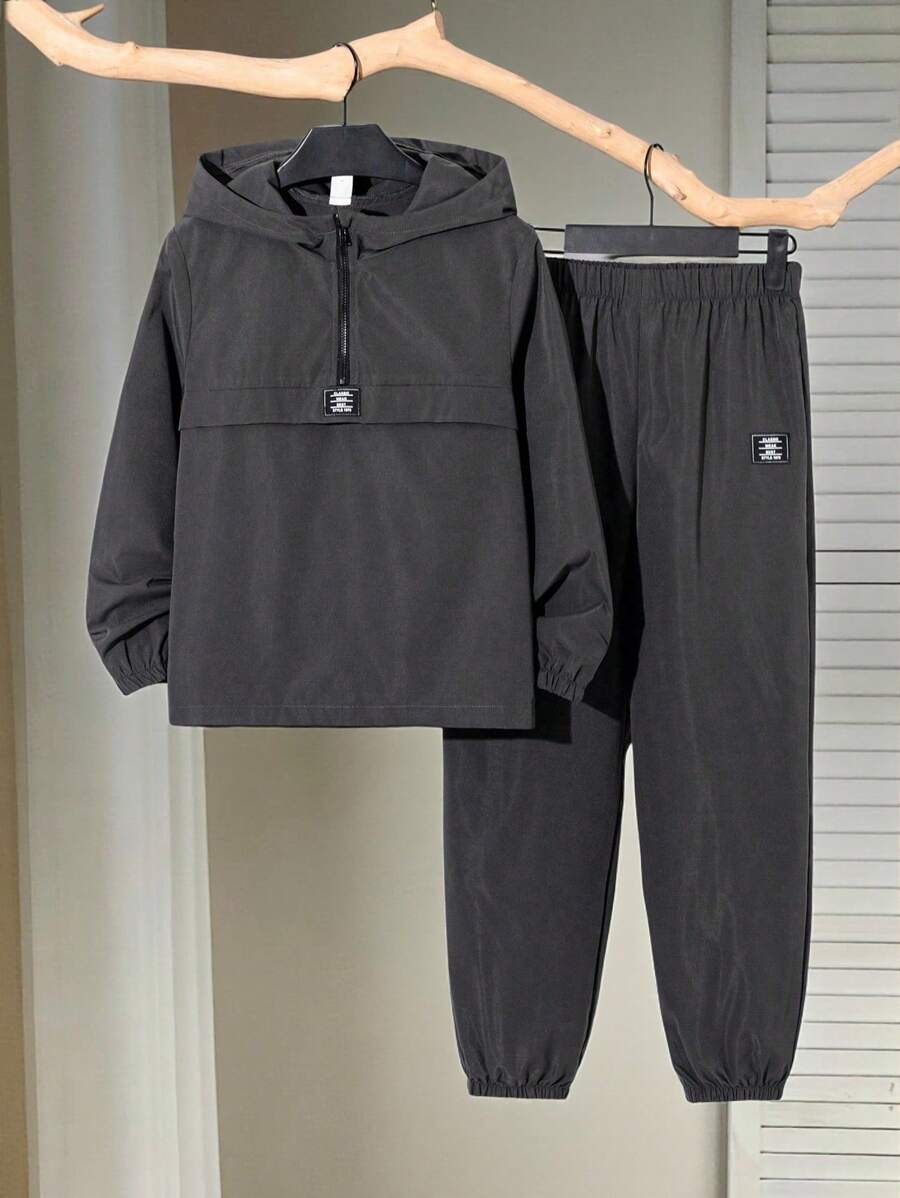 SHEIN 2pcs Tween Boy Half Zip Hoodie Jacket & Jogger Pants Set, Casual Sports Style For Fall/Winter