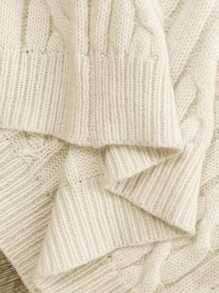 EMERY ROSE 潮流博主灵感扭绳装饰圆领毛衣，时尚设计，百搭，秋冬